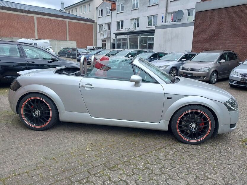Audi TT 112.000 km 7.950 € Bremen 28329