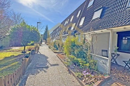 Achim: 5-Zimmer-Reihenhaus mit Garten, EBK & ausgebautem Dachgeschoss + Garage - Haus Achim | Angebot:26748366
