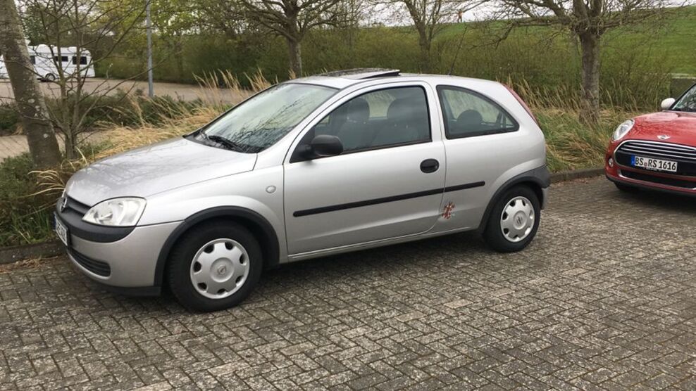 Opel Corsa 76.000 km 3.500 € Bremen 28309