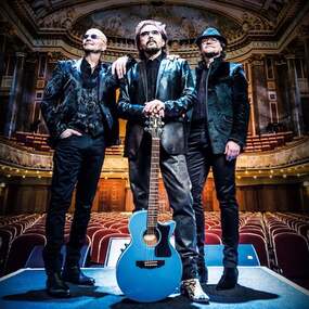 Nights on Broadway: A Tribute to the BEE GEES performed by NIGHT FEVER 06.11.2026 Metropol Theater Bremen