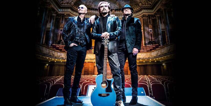 Nights on Broadway: A Tribute to the BEE GEES performed by NIGHT FEVER 06.11.2026 Metropol Theater Bremen