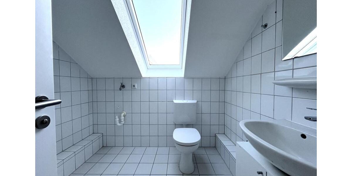 Dachgeschoßwohnung Oyten - 3 Zimmer, 70 m&sup2;, 640&euro; | Angebot:26022670