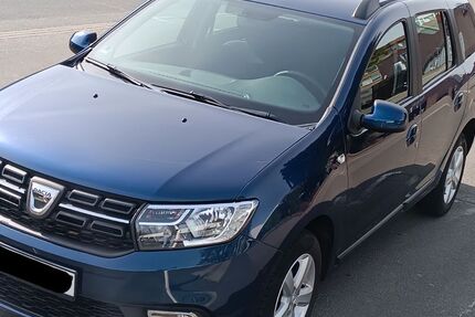Dacia Logan 76.000 km 8.990 &euro; Bremen 28327