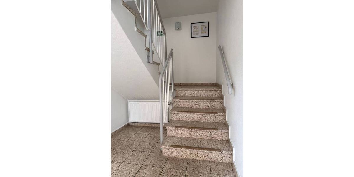 Gewerbeobjekt Syke - 4 Zimmer, 155 m&sup2;, 1.200&euro; | Angebot:26015512