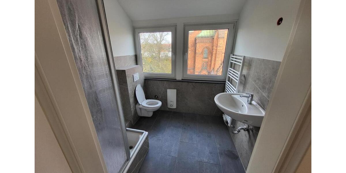 Dachgeschoßwohnung Bremen Hemelingen - 4 Zimmer, 97 m&sup2;, 1.400&euro; | Angebot:25109213