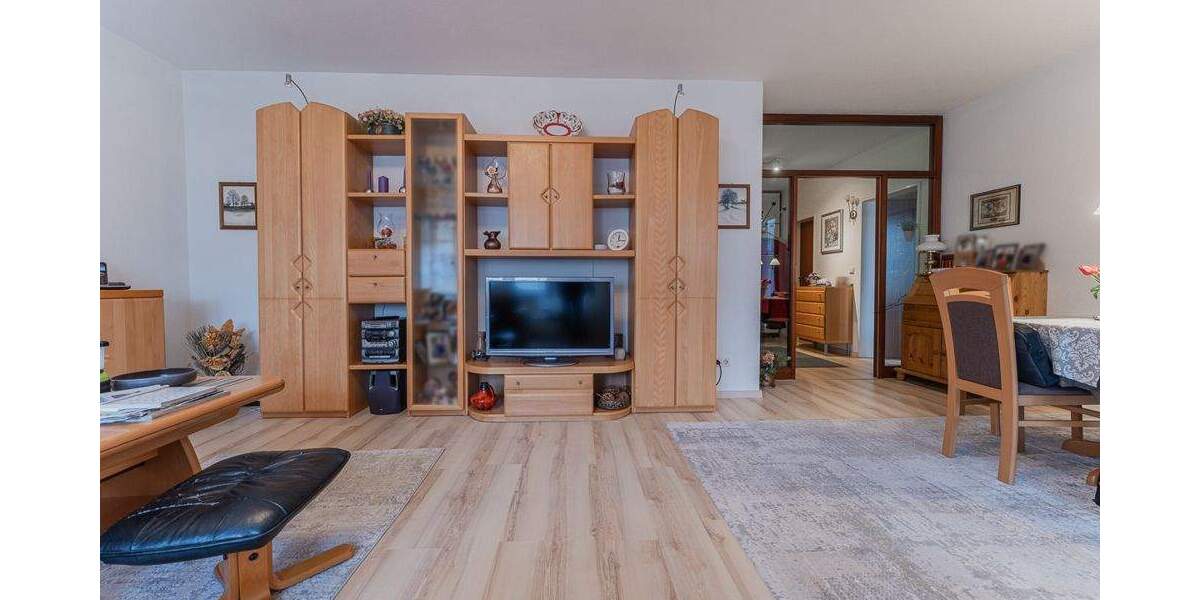 Etagenwohnung Bremen Lehe - 2 Zimmer, 67 m&sup2;, 165.000&euro; | Angebot:25680928