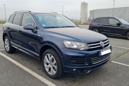 VW Touareg 225.000 km 17.400 € Bremen 28325