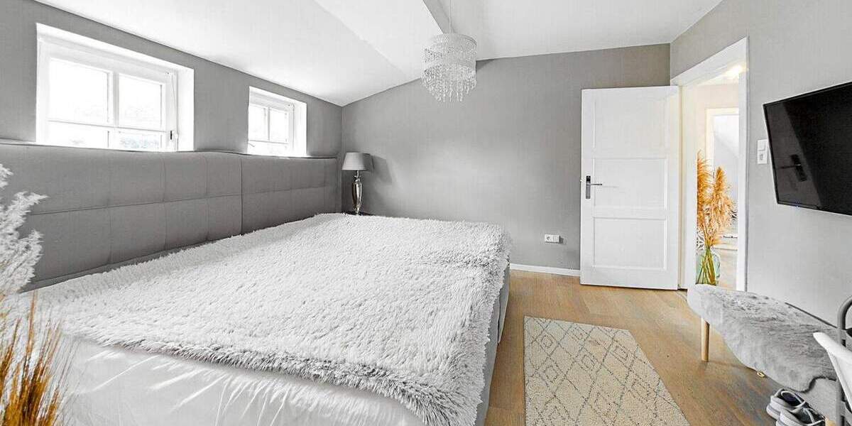 Einfamilienhaus Delmenhorst Mitte - 6 Zimmer, 230 m&sup2;, 669.000&euro; | Angebot:25798701