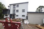 Penthouse - Wohnung Neubau 2 Zimmer zum 1.7. 2026 mit Rollläden + Stellplatz ohne Küche - Einfamilienhaus Weyhe Leeste | Angebot:26764876