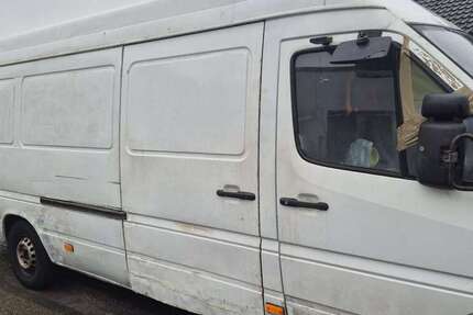 Mercedes-Benz Sprinter 354.000 km 4.000 &euro; BREMEN 28277