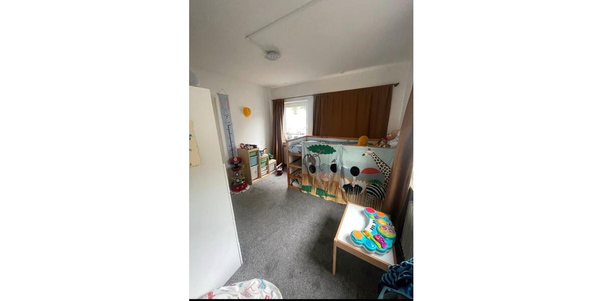 Erdgeschoßwohnung Bremen Blumenthal - 4 Zimmer, 110 m&sup2;, 1.200&euro; | Angebot:26587319