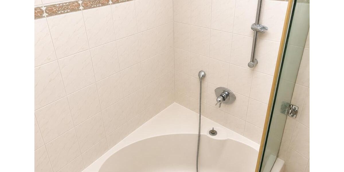 Dachgeschoßwohnung Bremen Gröpelingen - 2 Zimmer, 48 m&sup2;, 124.000&euro; | Angebot:27169249