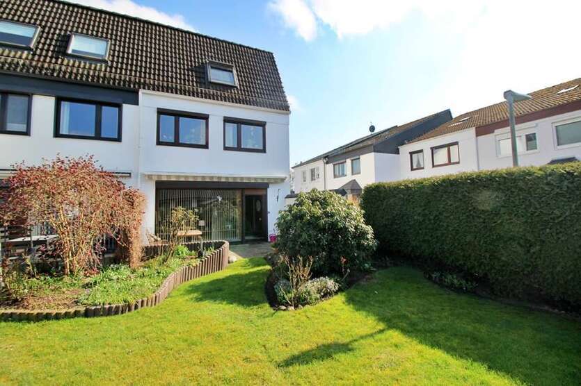 Haus zum Kaufen in Stuhr 298.000 € 124 m²