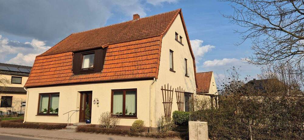 Einfamilienhaus Ottersberg Otterstedt - 6 Zimmer, 246 m&sup2;, 298.000&euro; | Angebot:25835533