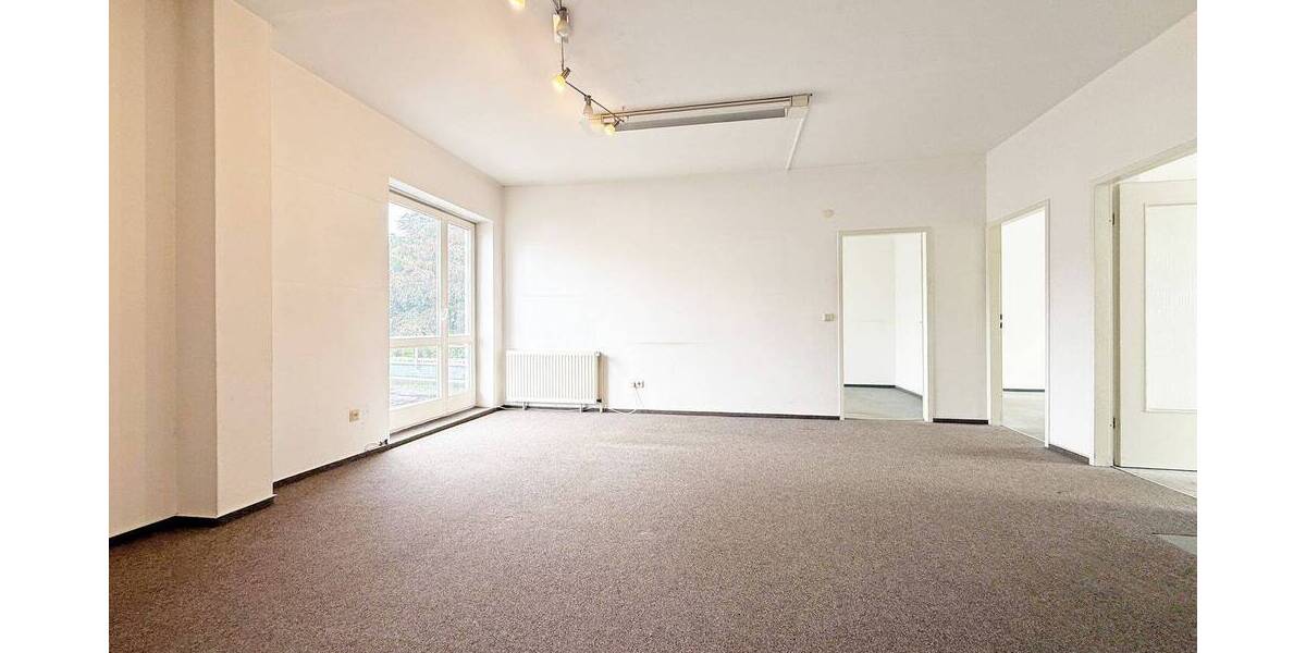 Gewerbeobjekt Bremen Hastedt - 5 Zimmer, 103 m&sup2;, 927&euro; | Angebot:25696465