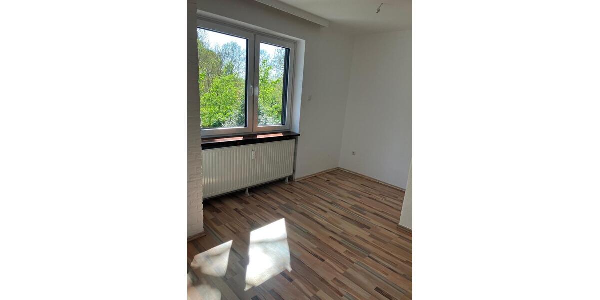 Etagenwohnung Bremen Neustadt - 3 Zimmer, 98 m&sup2;, 198.000&euro; | Angebot:26965482