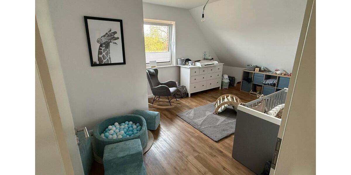 Dachgeschoßwohnung Berne - 2.5 Zimmer, 97 m&sup2;, 990&euro; | Angebot:26222967