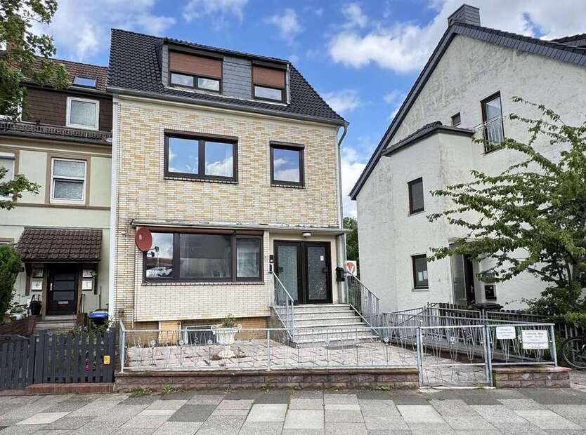 Haus zum Kaufen in Bremen-Woltmershausen 395.000 € 268 m²