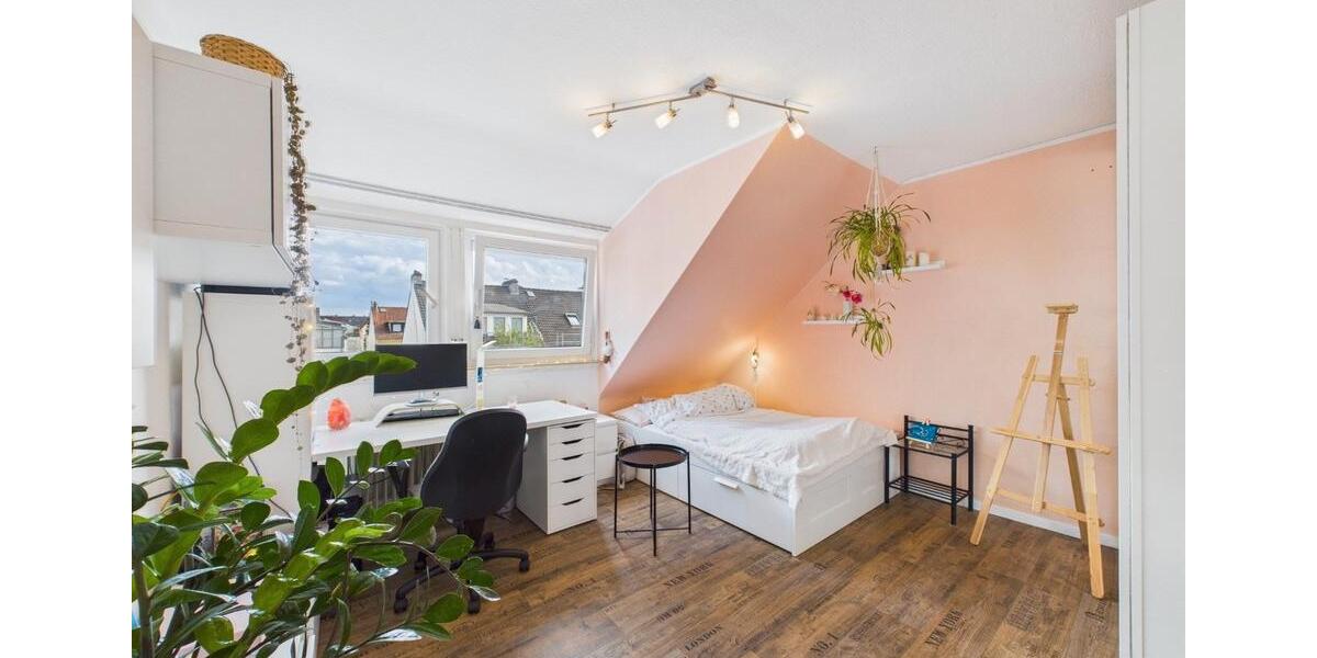 Dachgeschoßwohnung Bremen Neustadt - 4 Zimmer, 85 m&sup2;, 1.070&euro; | Angebot:26620124