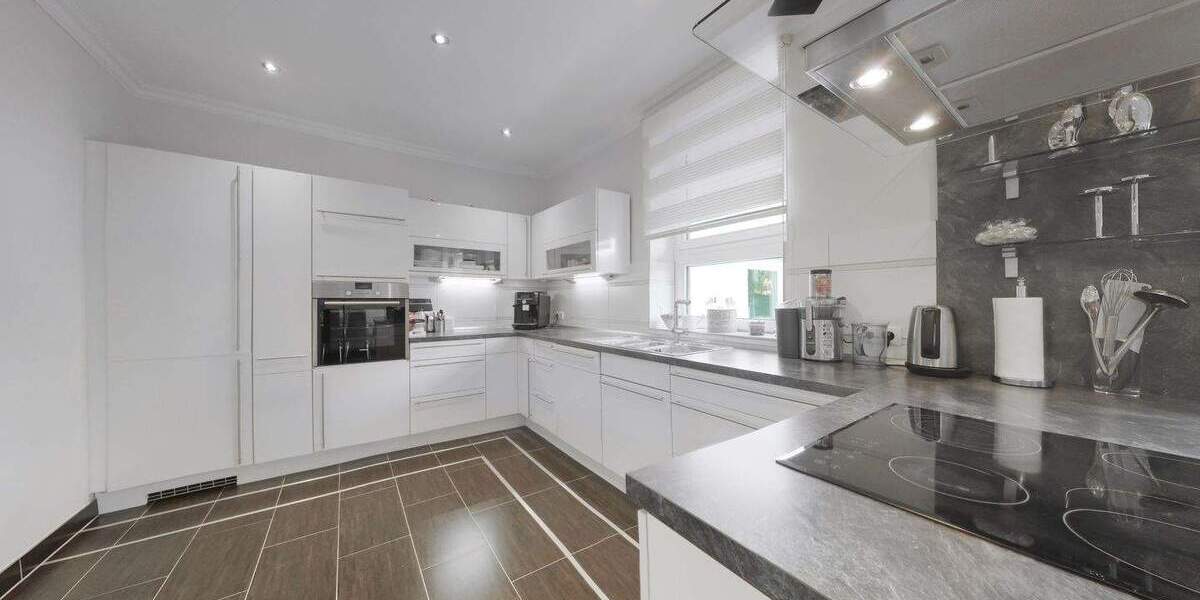 Mehrfamilienhaus, Wohnhaus Bremen Hemelingen - 9 Zimmer, 258 m&sup2;, 669.000&euro; | Angebot:25821424