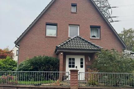 Haus Bremen Blumenthal - 5 Zimmer, 151 m&sup2;, 285.000&euro; | Angebot:25803620