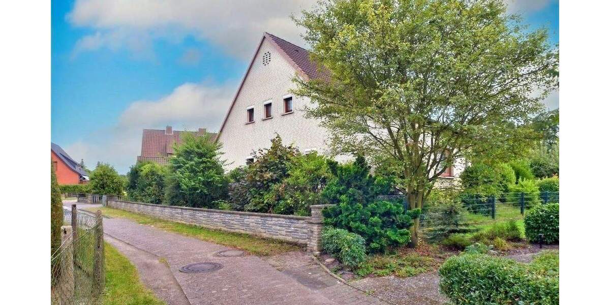 Einfamilienhaus Langwedel - 8 Zimmer, 177 m&sup2;, 399.000&euro; | Angebot:23962063
