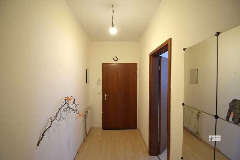 OG Wohnung für 2 Personen wird bis April 26 frisch renoviert am Zentrum von Syke + Garage + Balkon - Etagenwohnung Syke | Angebot:25097570