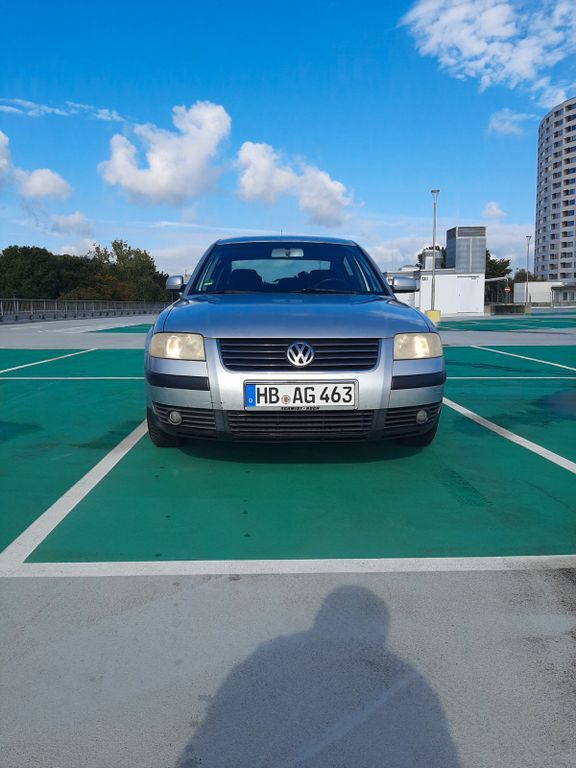 VW Passat 125.000 km 3.900 € Bremen 28327