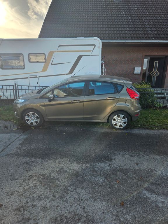 Ford Fiesta 136.900 km 4.000 € Stuhr 28816