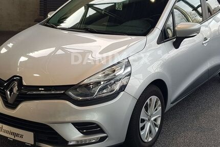 Renault Clio 23.204 km 8.225 € Bremen 28237