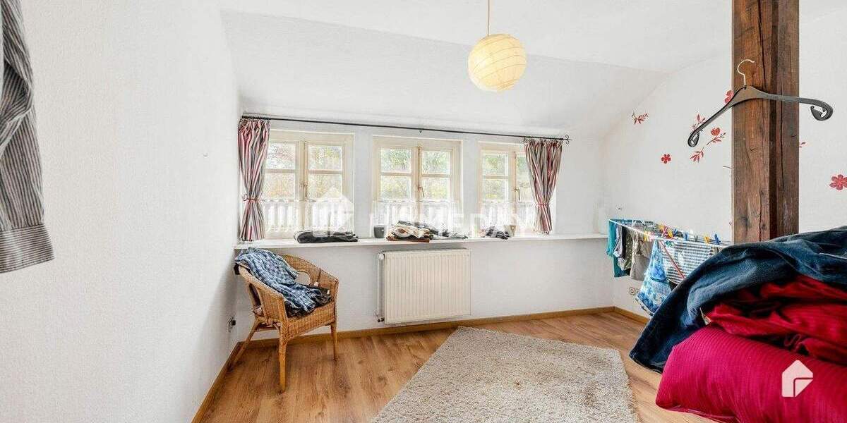 Unter Reet: Flexibel nutzbares MFH im Bauernhausstil | Tolle Ausstrahlung | Großes Grundstück 1 zimmer