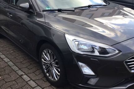 Ford Focus 185.000 km 6.150 &euro; Bremen 28325