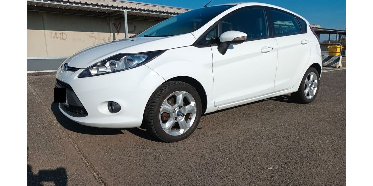 Ford Fiesta 113.000 km 4.500 &euro; Bremen 28277