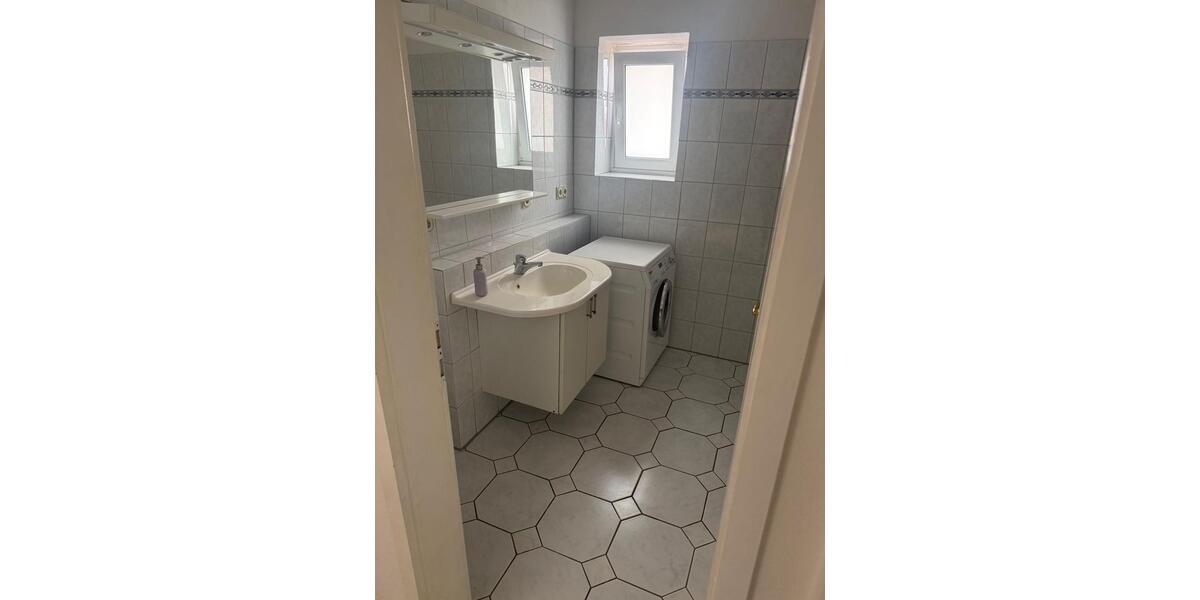 Dachgeschoßwohnung Bremen Walle - 2 Zimmer, 60 m&sup2;, 800&euro; | Angebot:26361922