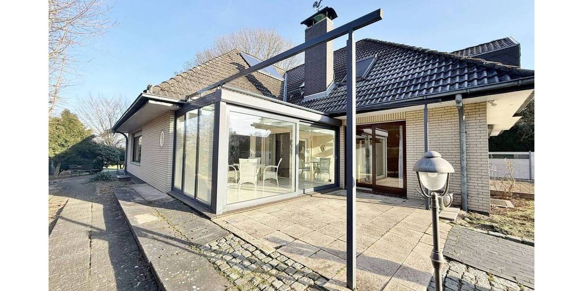 Einfamilienhaus Stuhr Brinkum - 5 Zimmer, 250 m&sup2;, 649.000&euro; | Angebot:26189530