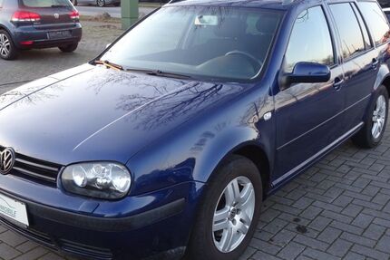 VW Golf 220.000 km 2.890 &euro; Achim 28832