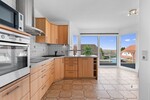 DHH für 4 Personen + EBK + Balkon mit Fernsicht + Carport + 2 Stellplätze auf modernem Stand