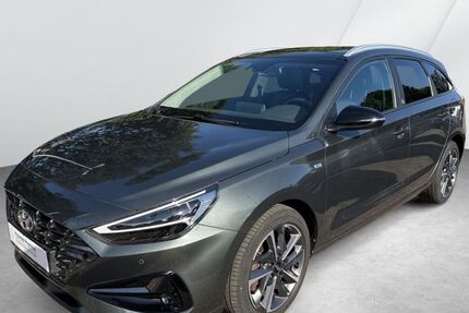 Hyundai i30 21.699 km 19.490 &euro; Bremen 28359