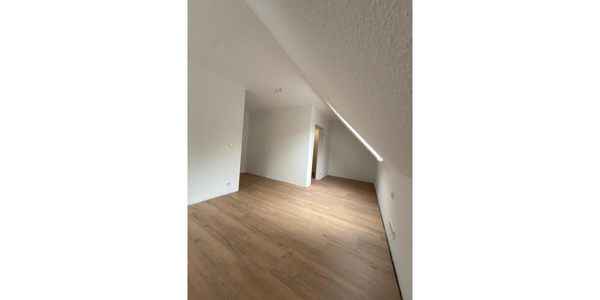 Etagenwohnung Oyten - 5.5 Zimmer, 125 m&sup2;, 1.500&euro; | Angebot:26626034