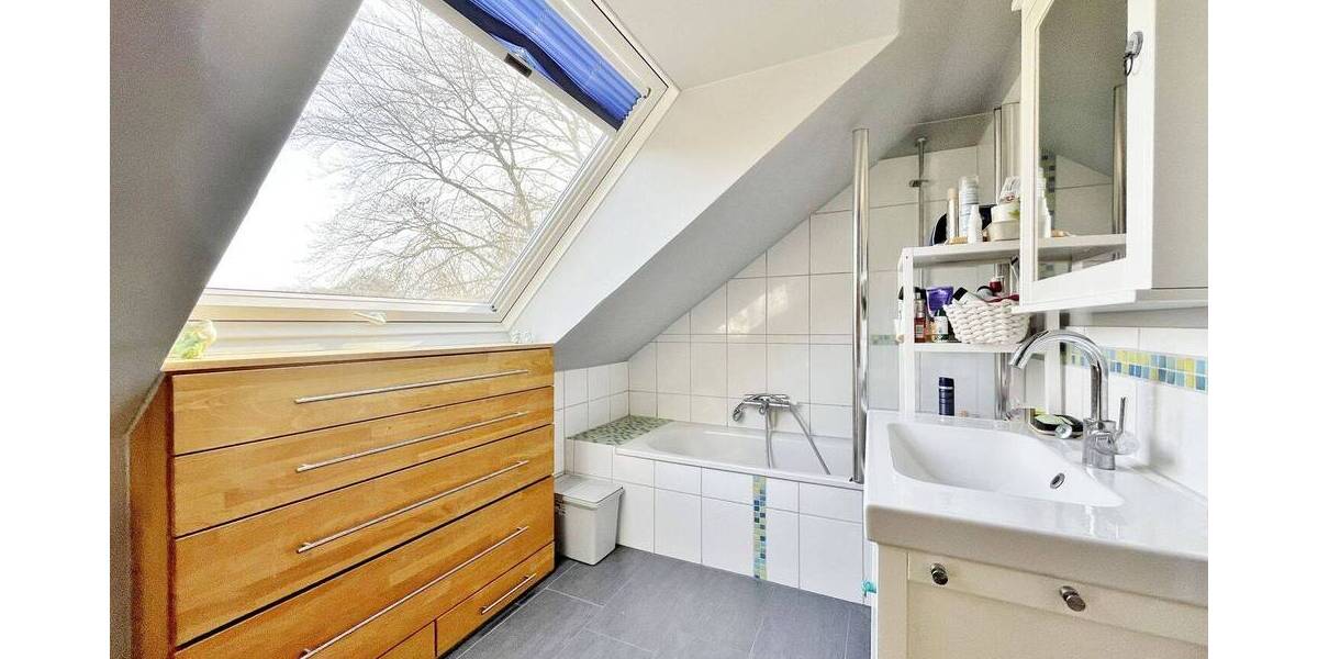 Etagenwohnung Bremen Sebaldsbrück - 4 Zimmer, 109 m&sup2;, 279.000&euro; | Angebot:26118101