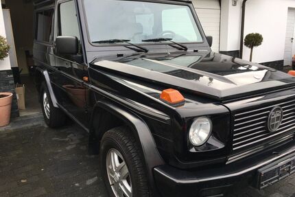 Mercedes G 300