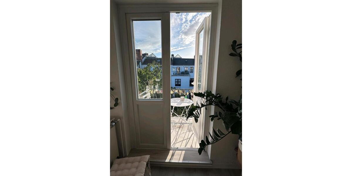 Dachgeschoßwohnung Bremen Östliche Vorstadt - 2 Zimmer, 48 m&sup2;, 830&euro; | Angebot:25044602