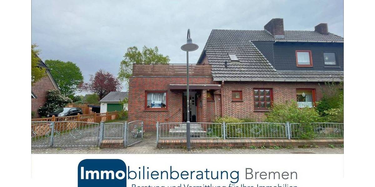 Doppelhaushälfte mit Anbau und Garage auf großem Grundstück 7 zimmer