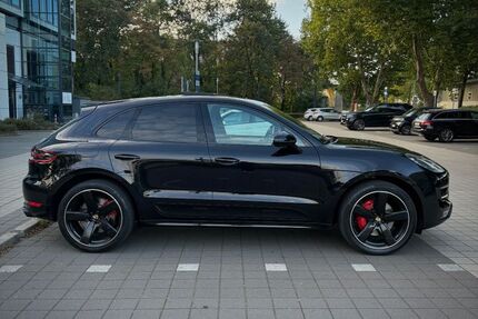 Porsche Macan 134.000 km 35.800 € Bremen 28277