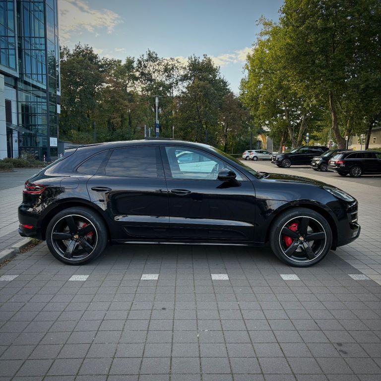 Porsche Macan 134.000 km 35.800 € Bremen 28277