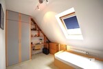 Großes modernisiertes EFH + EBK + Wintergarten + 2 Bäder mit 2 Stellplätzen vor dem Haus