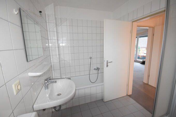 Etagenwohnung Hude (Oldenburg) Hude - 2 Zimmer, 75 m&sup2;, 197.000&euro; | Angebot:25689731