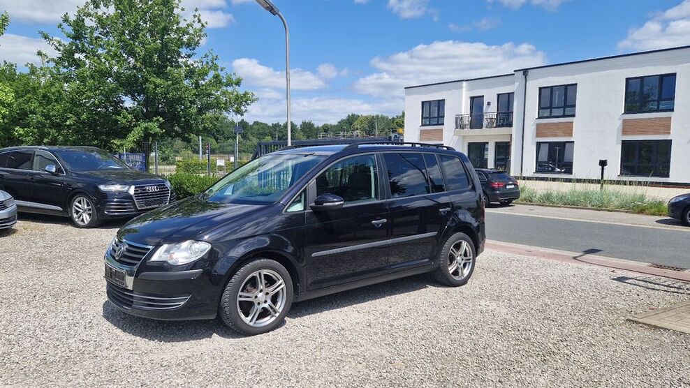 VW Touran 254.000 km 2.750 € Achim 28832
