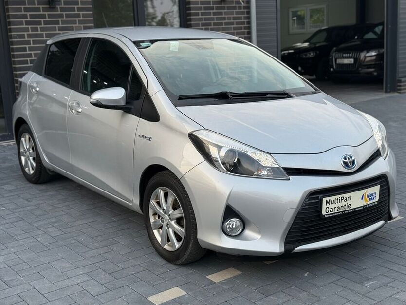 Yaris