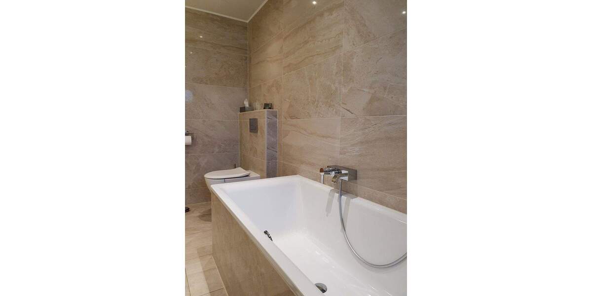 Mehrfamilienhaus, Wohnhaus Schwanewede Beckedorf - 7 Zimmer, 230 m&sup2;, 620.000&euro; | Angebot:24784486